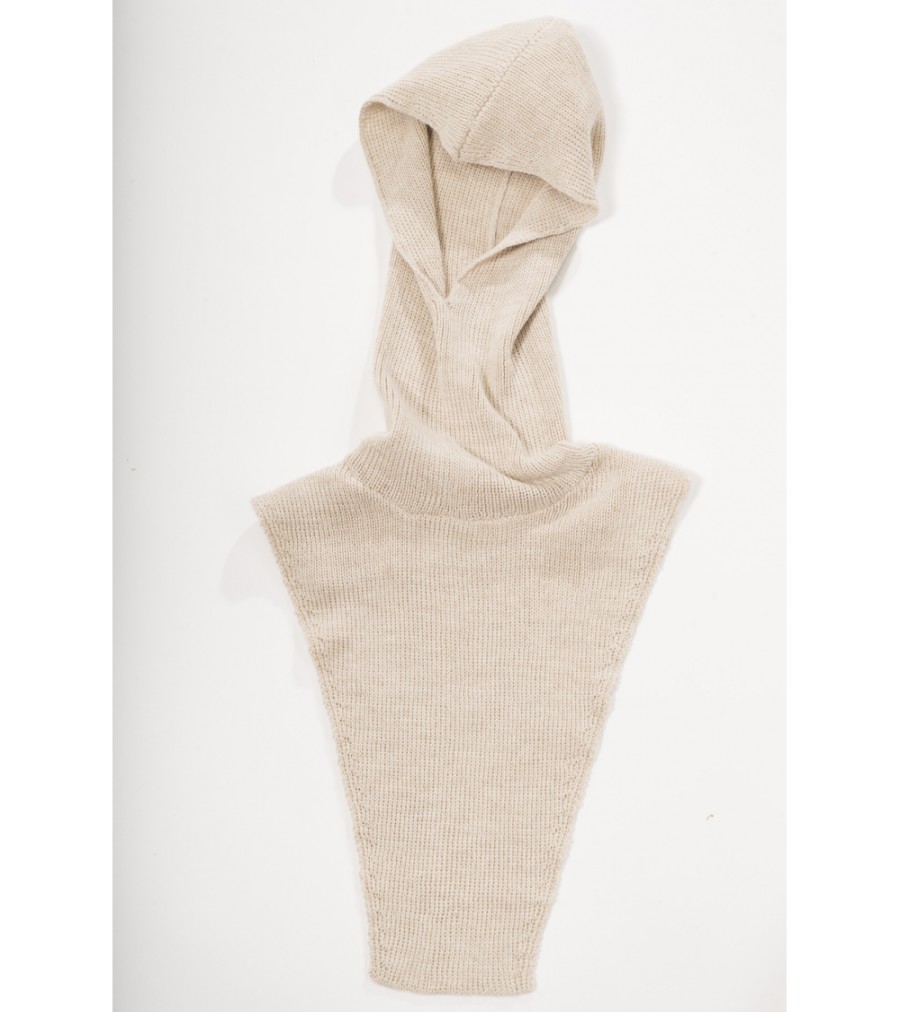 Summer Archives V.De.Vinster | Beige Alpaca Hoodie