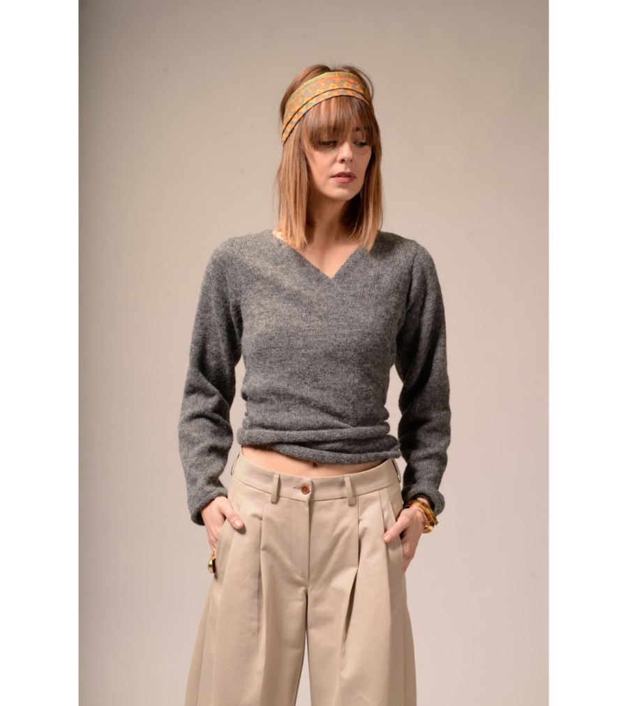 Summer Archives V.De.Vinster | Saturn Grey Or Cream Alpaca Sweater