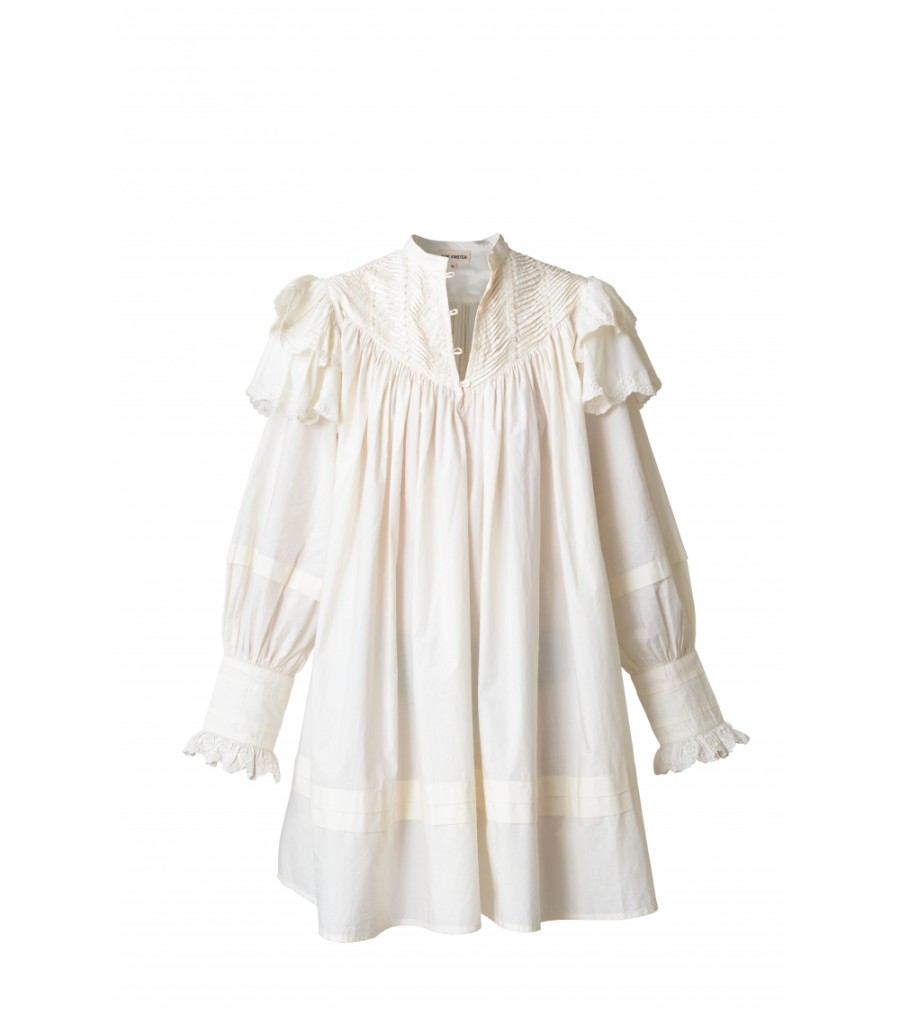 New Fall Winter Collection V.De.Vinster | Chloe White Embroideries Short Dress